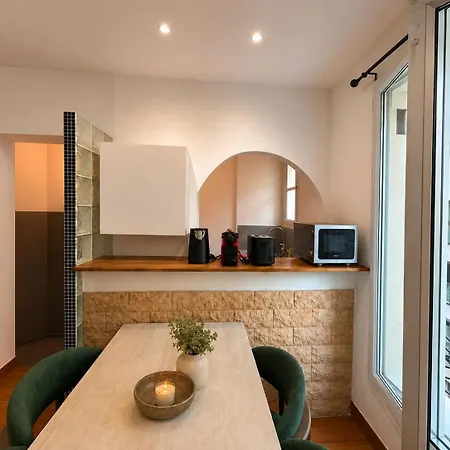 Appartement 1br Flat With Mezzanine Near Eiffel Tower & Metro
