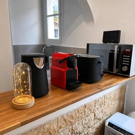 1br Flat With Mezzanine Near Eiffel Tower & Metro Paris