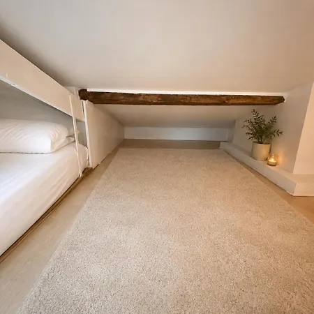 1br Flat With Mezzanine Near Eiffel Tower & Metro Διαμέρισμα Παρίσι