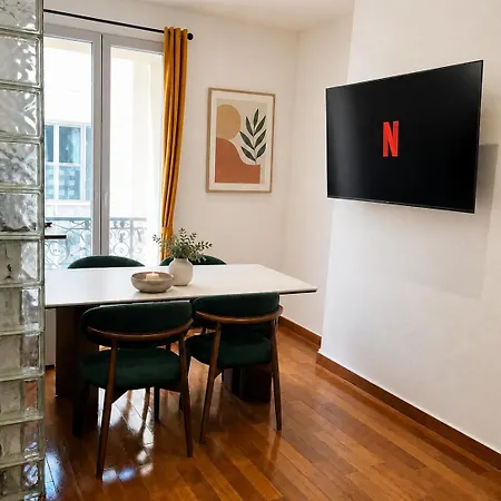 1br Flat With Mezzanine Near Eiffel Tower & Metro Διαμέρισμα