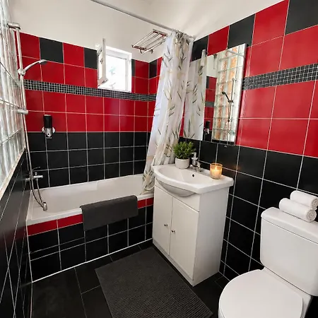 Appartement 1br Flat With Mezzanine Near Eiffel Tower & Metro *